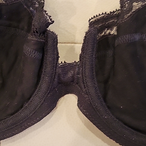 La Perla Black Lace Demi Cup Bra - Picture 6 of 7
